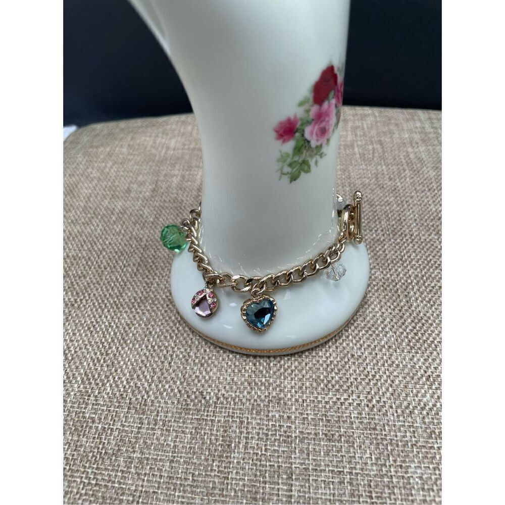 BETSEY JOHNSON CHARM BRACELET GREEN BLUE HEART CRYSTAL DRAGONFLY BUG FISH SUMMER - Picture 7 of 7